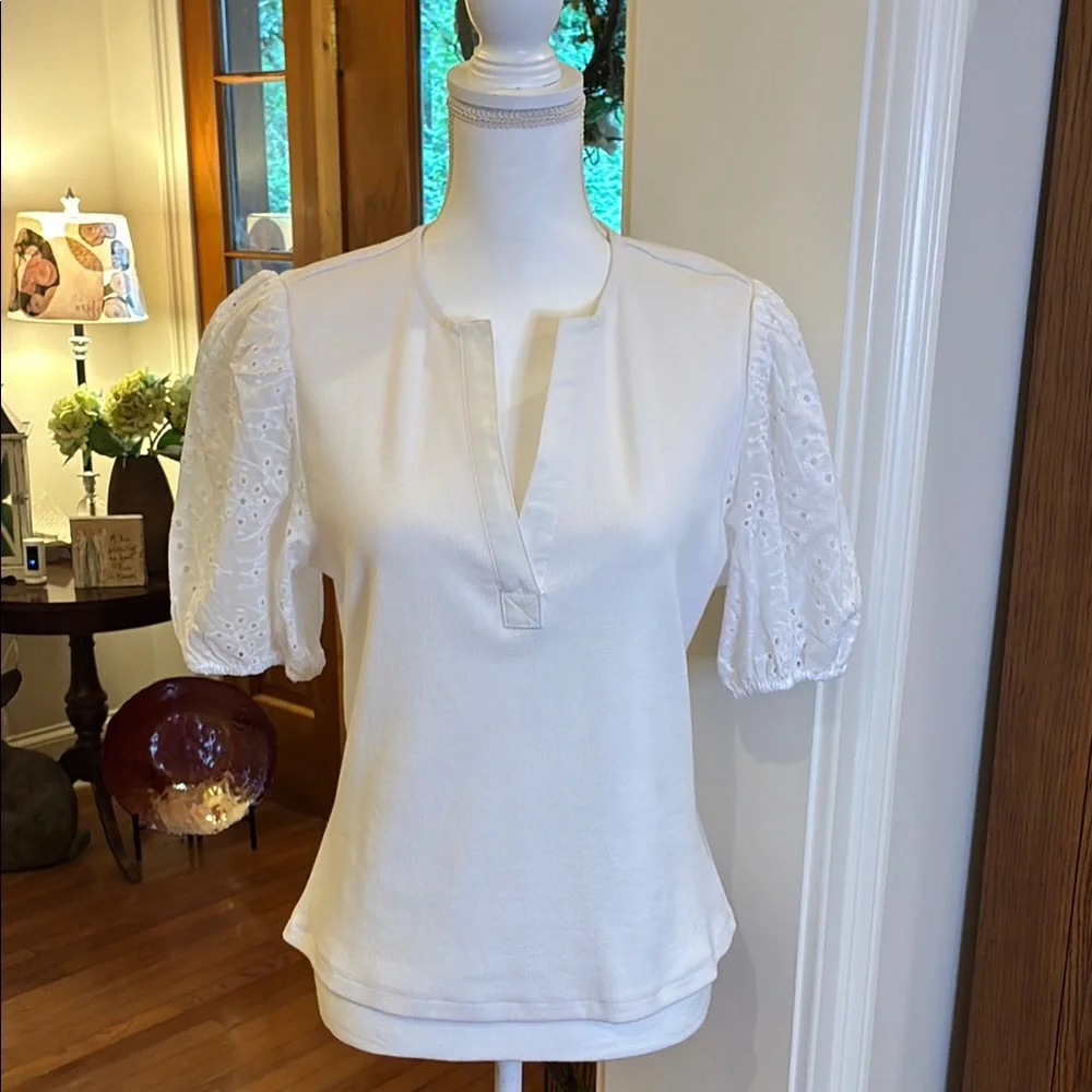 Dolan White Fitted Sweater with Eyelet Short Sleeve Blouse NWOT - Picture 1 of 10